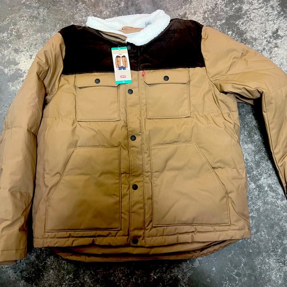 NWT LEVI’S SHERPA JACKET - Picture 1 of 3